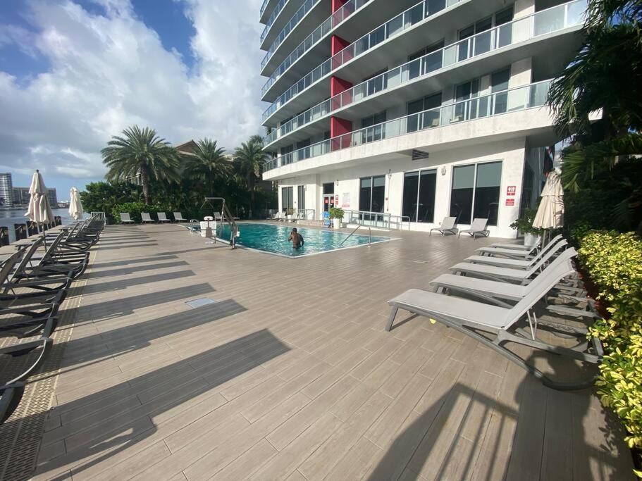 Amazing Studio Beach Walking Distance! 26B Hallandale Beach Exterior photo