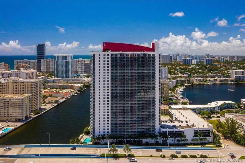 Amazing Studio Beach Walking Distance! 26B Hallandale Beach Exterior photo